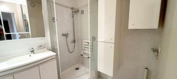 2 Schlafzimmer Wohnung in Neuilly-Plaisance, France, Nr. 310942 7