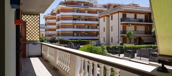 8 bedrooms Villa in Terracina, Italy No. 328273 7