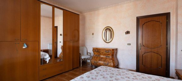 8 bedrooms Villa in Terracina, Italy No. 328273 10