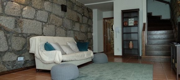 3 Schlafzimmer Haus in Porto, Portugal, Nr. 49595 3