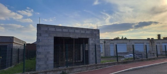 Gewerbliche Immobilie in La Chapelle-d'Armentieres, France 166m², Nr. 81410 12