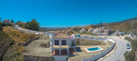 3 Schlafzimmer Villa in Marbella, Spain, Nr. 29633 8