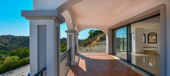 3 Schlafzimmer Villa in Marbella, Spain, Nr. 29633 4