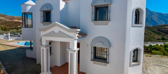 3 Schlafzimmer Villa in Marbella, Spain, Nr. 29633 12