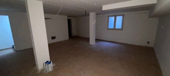 3-Zimmer Wohnung in Lavagno, Italy, Nr. 216767 12