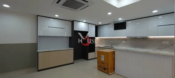 3 bedrooms Apartment in District 7, Vietnam No. 9875 6