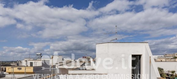 4 bedrooms House in San Marzano di San Giuseppe, Italy No. 65280 24