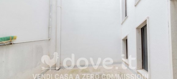 4 bedrooms House in San Marzano di San Giuseppe, Italy No. 65280 10