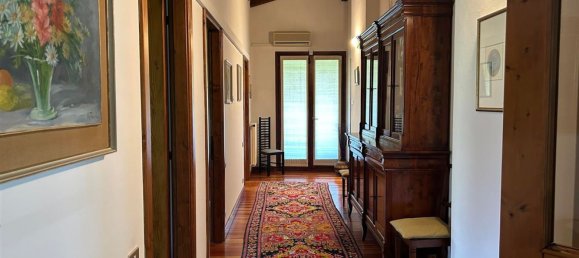 7 rooms House in Castelfranco Veneto, Italy No. 119407 8