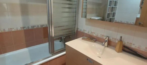 Apartamento de 3 dormitorios en Marbella, Spain No. 136519 12