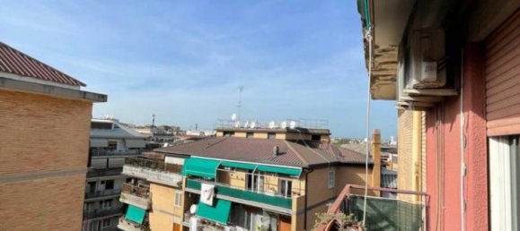 3 Schlafzimmer Penthouse in Rome, Italy, Nr. 334408 9