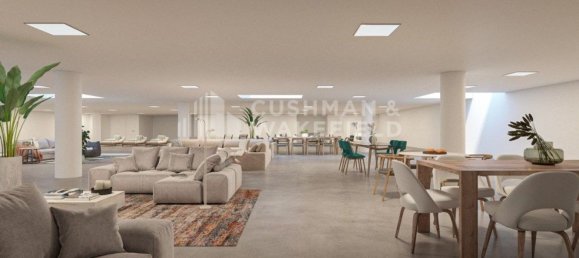 930m² Commercial property in Lisbon, Portugal No. 143994 3