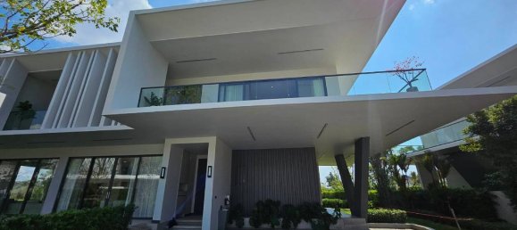 4 bedrooms Villa in Gloria villas, Pattaya, Thailand No. 31956 2