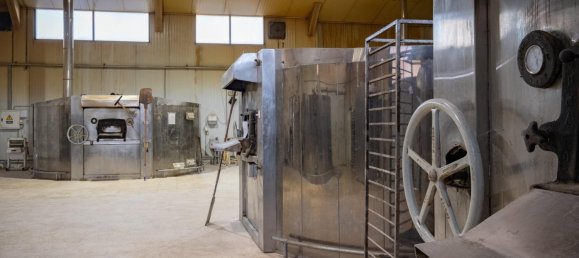 Lagerhaus in Alfacar, Spain 2412m², Nr. 170034 23