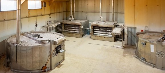 Lagerhaus in Alfacar, Spain 2412m², Nr. 170034 5