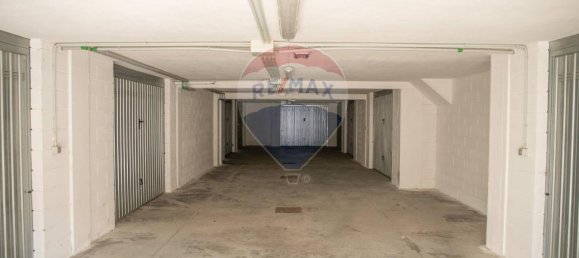 5 rooms Apartment in Ostra, Italy No. 2642 19