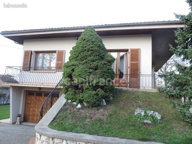 4 bedrooms Villa in Ain, France No. 315913