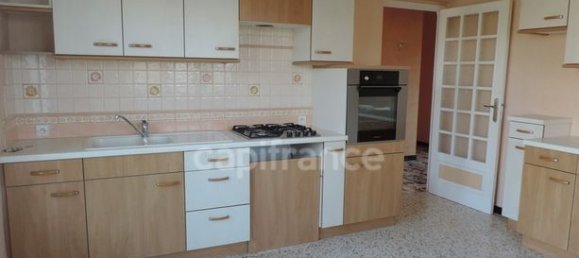 4 bedrooms Villa in Ain, France No. 315913 3