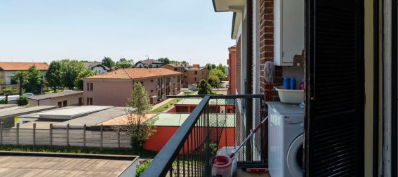 Квартира с 2 спальнями в Гаджано, Италия № 360683 19