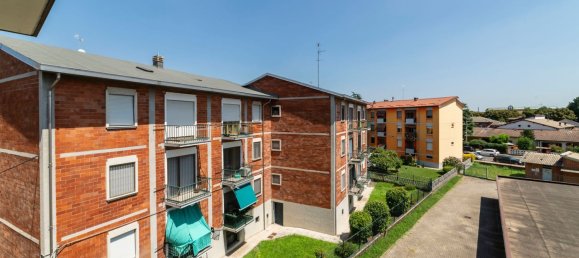 Квартира с 2 спальнями в Гаджано, Италия № 360683 18