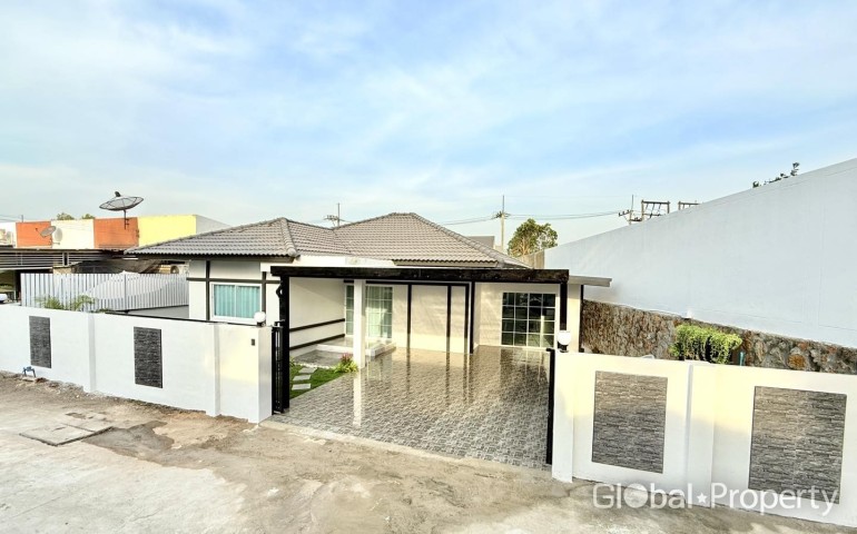 3 bedrooms House in Pattaya, Thailand No. 26640