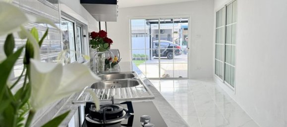 3 bedrooms House in Pattaya, Thailand No. 26640 8