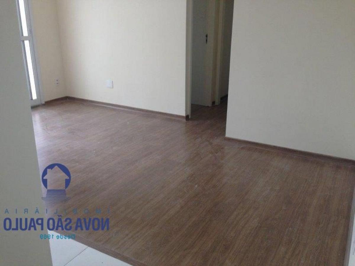 Casa de 2 dormitorios en Sao Paulo, Brazil No. 460045