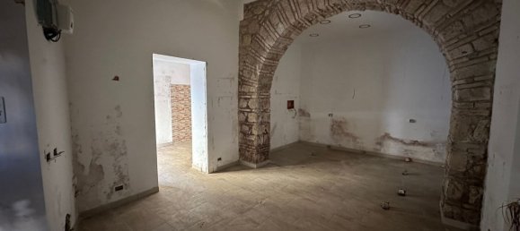 55m² Commercial property in Anzio, Italy No. 50093 6