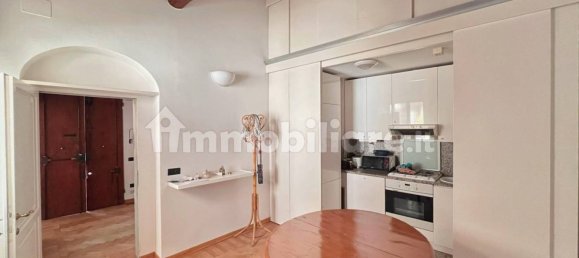 3 bedrooms Apartment in Florence, Italy No. 121362 4