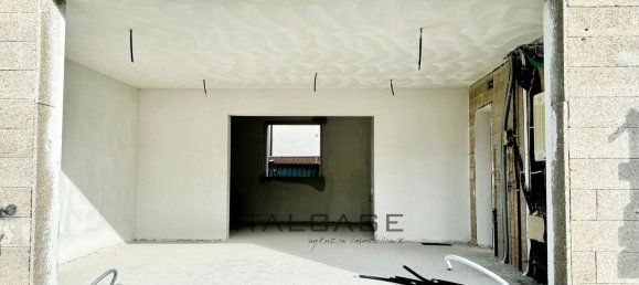 4 rooms Villa in Cassola, Italy No. 60094 13