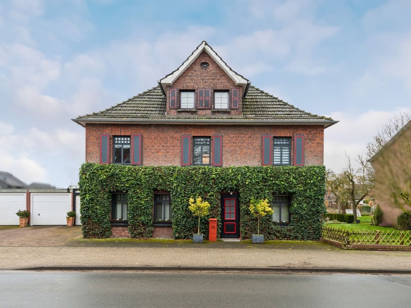 6-Zimmer Haus in Wesel, Germany, Nr. 158891