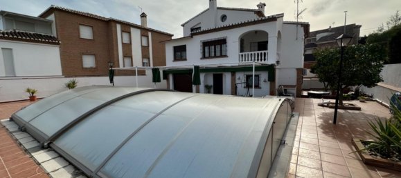 6 غرف نوم منزل في La Zubia, Spain رقم 153384 5