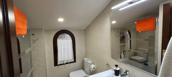 6 غرف نوم منزل في La Zubia, Spain رقم 153384 35