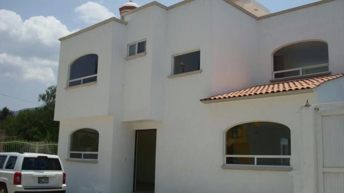 4 bedrooms House in Queretaro, Mexico No. 158931