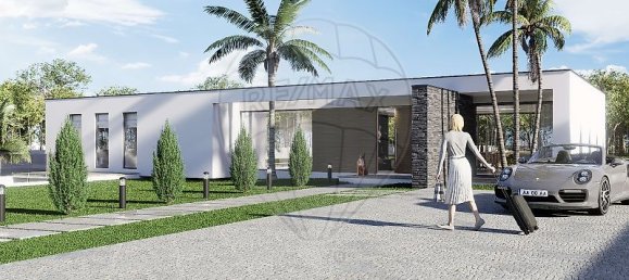 4 Schlafzimmer Grundstück in Lagoa, Portugal, Nr. 57266 3