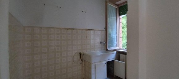 5-Zimmer Wohnung in Tizzano Val Parma, Italy, Nr. 37015 39