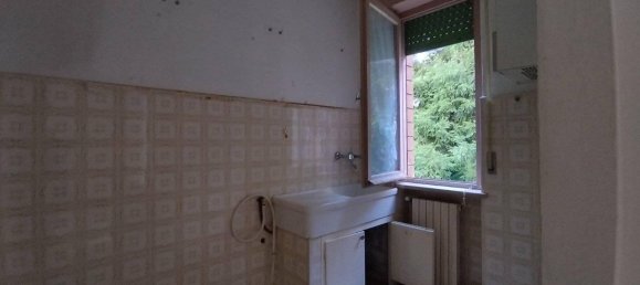 5-Zimmer Wohnung in Tizzano Val Parma, Italy, Nr. 37015 40