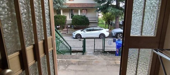 5-Zimmer Wohnung in Tizzano Val Parma, Italy, Nr. 37015 3