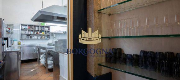 Propiedad comercial de 4 habitaciónes en Gaeta, Italy No. 163832 12