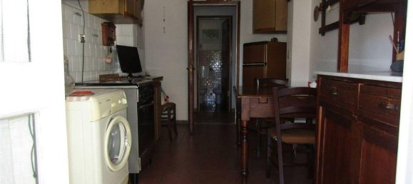 7 rooms Apartment in Carrara, Italy No. 237410 10