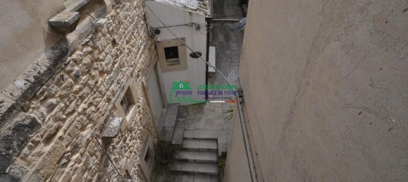 4-salle Appartement à Ragusa, Italy No. 102128 17