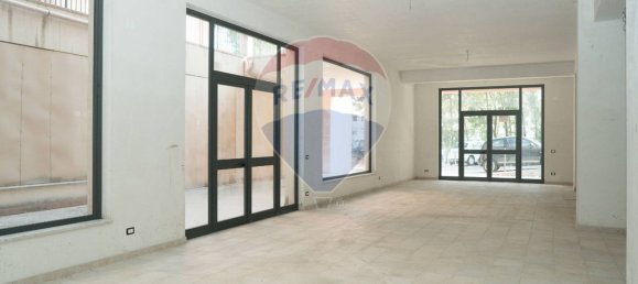 2 rooms Commercial property in Enna, Italy No. 266454 2