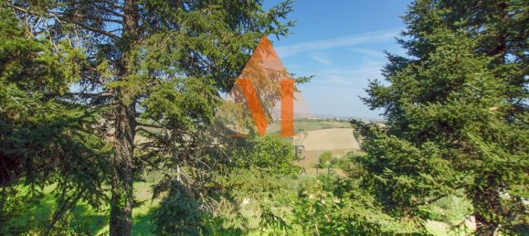 3 bedrooms Apartment in Terre Roveresche, Italy No. 339292 5