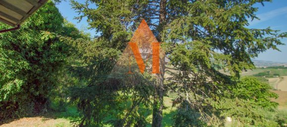 3 bedrooms Apartment in Terre Roveresche, Italy No. 339292 6