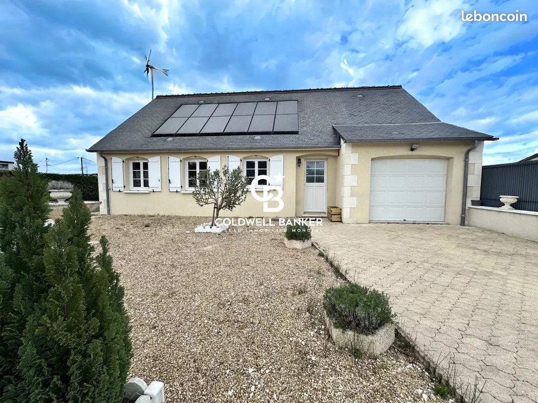 2 bedrooms House in Nazelles-Negron, France No. 283435