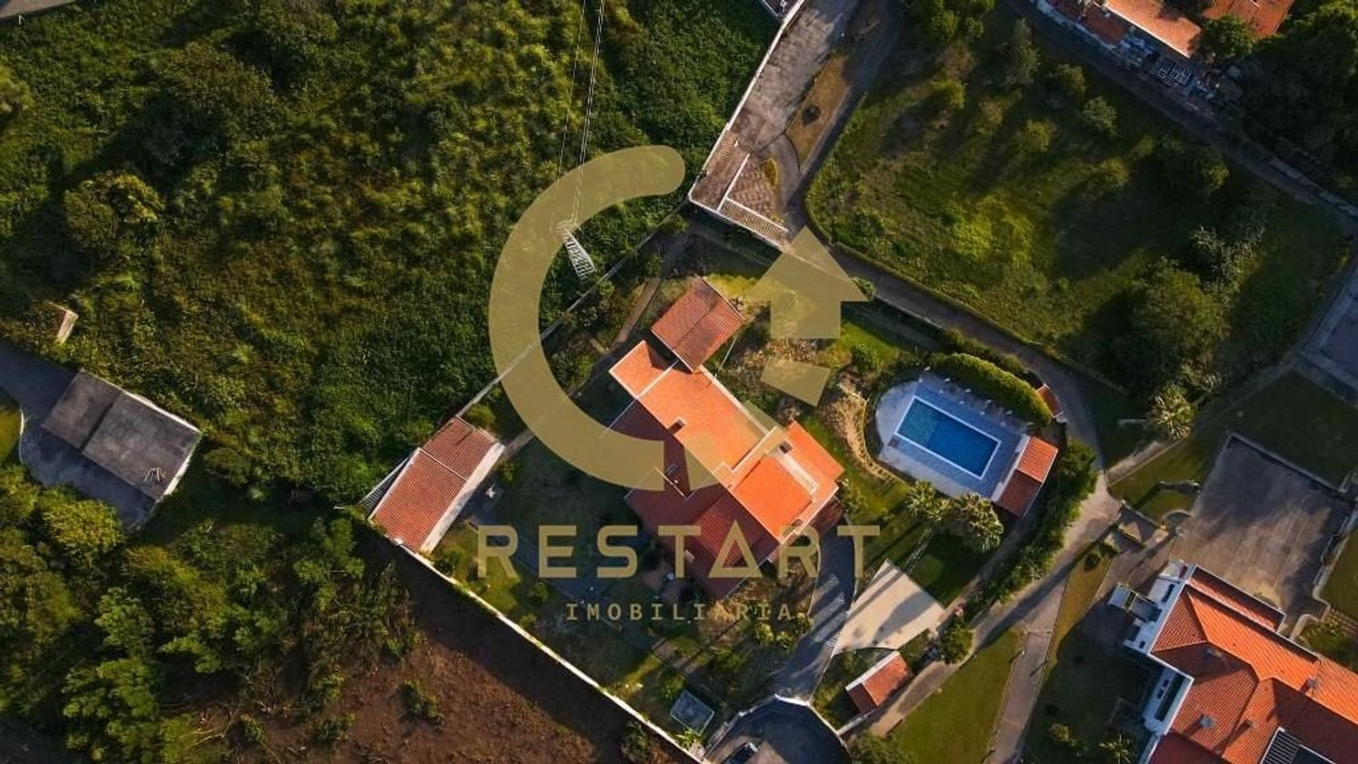 8 bedrooms House in Arcozelo, Portugal No. 52536