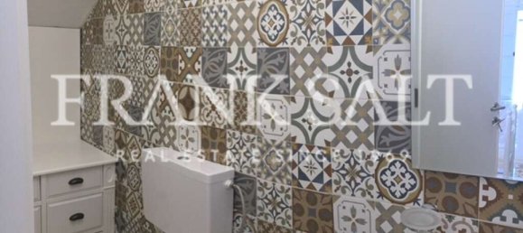 2 bedrooms Townhouse in Munxar, Malta No. 2852 11