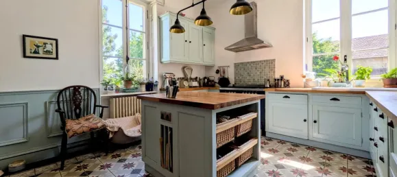 5 bedrooms House in Mielan, France No. 351931 6