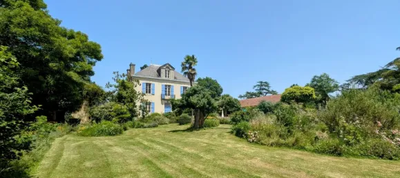 5 bedrooms House in Mielan, France No. 351931 15