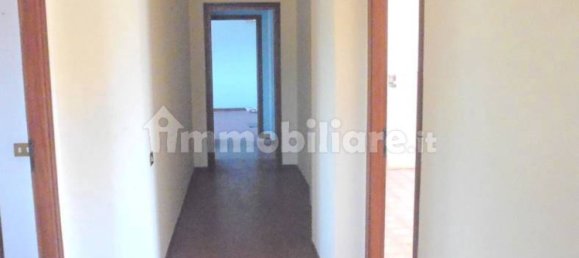 3 bedrooms Apartment in Rome, Italy No. 106824 4